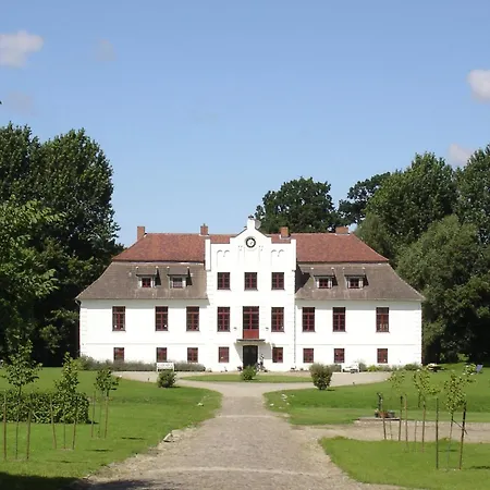 Daire Historic In With Garden *