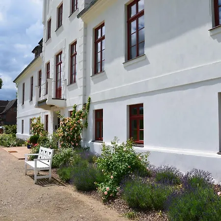 Appartement Historic In With Garden Gerdshagen