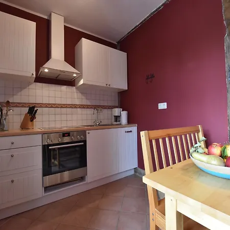 Historic In With Garden Appartement