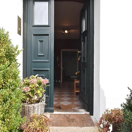 Historic In With Garden Appartement *